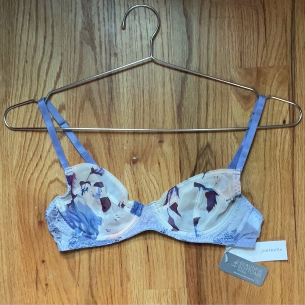 Journelle Floral Lace Underwire Bra in Light Lavender